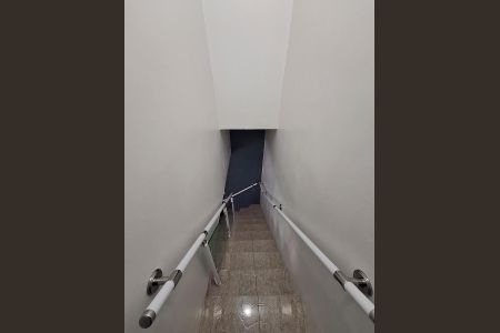 Casa à venda com 120m², 3 quartos e sem vaga Casa à venda com 120m², 3 quartos e sem vagaHall