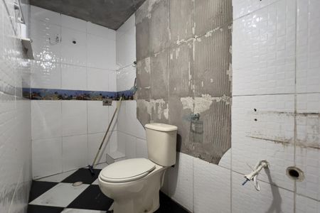 Casa à venda com 250m², 3 quartos e 5 vagas Casa à venda com 250m², 3 quartos e 5 vagasEdícula