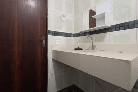 Casa à venda com 250m², 3 quartos e 5 vagas Casa à venda com 250m², 3 quartos e 5 vagasBanheiro