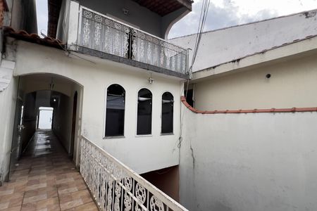 Casa à venda com 250m², 3 quartos e 5 vagas Casa à venda com 250m², 3 quartos e 5 vagasFachada