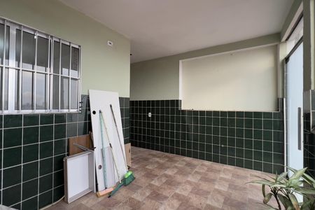 Casa à venda com 250m², 3 quartos e 5 vagas Casa à venda com 250m², 3 quartos e 5 vagasÁrea de Serviço