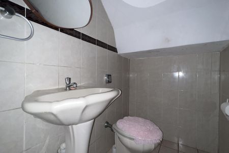 Casa à venda com 250m², 3 quartos e 5 vagas Casa à venda com 250m², 3 quartos e 5 vagasLavabo