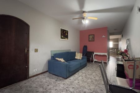 Casa à venda com 250m², 3 quartos e 5 vagas Casa à venda com 250m², 3 quartos e 5 vagasSala