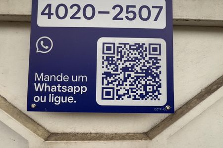 Casa à venda com 250m², 3 quartos e 5 vagas Casa à venda com 250m², 3 quartos e 5 vagasOZTP-408