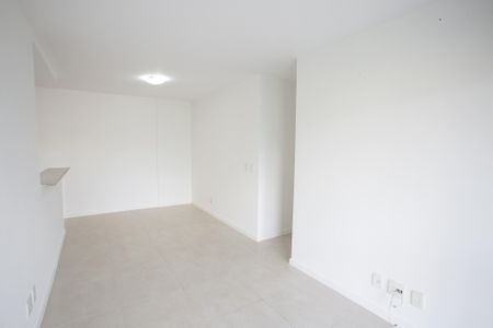 Sala de apartamento à venda com 3 quartos, 82m² em Tanque, Rio de Janeiro