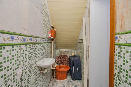 Banheiro de casa para alugar com 1 quarto, 100m² em Jardim Carvalho, Porto Alegre