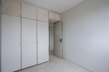 Apartamento à venda com 97m², 4 quartos e 1 vagaQuarto 3