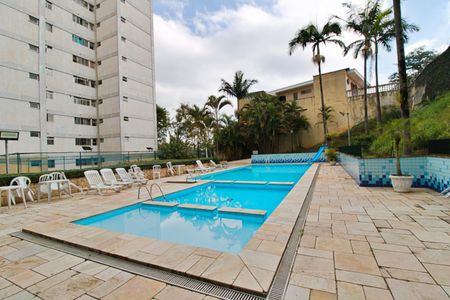 Apartamento à venda com 97m², 4 quartos e 1 vagaÁrea comum - Piscina