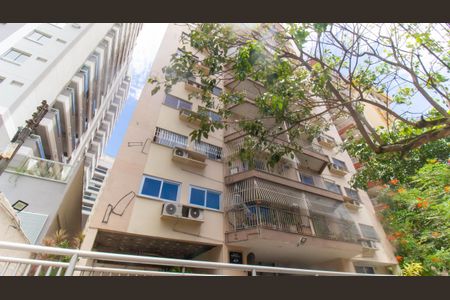 Apartamento à venda com 80m², 2 quartos e 1 vaga