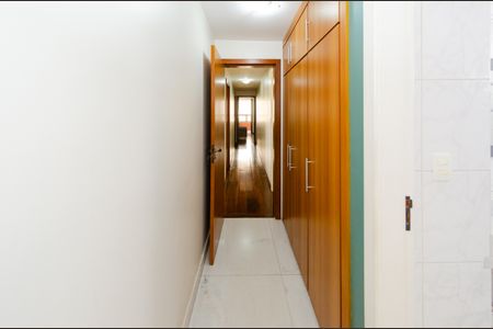 Apartamento à venda com 155m², 4 quartos e 3 vagasCorredor