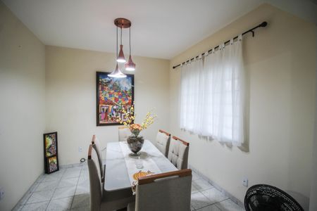 Sala de apartamento para alugar com 2 quartos, 170m² em Miguel Couto, Nova Iguaçu