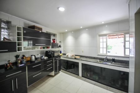 Apartamento para alugar com 170m², 2 quartos e sem vaga Apartamento para alugar com 170m², 2 quartos e sem vagaCozinha