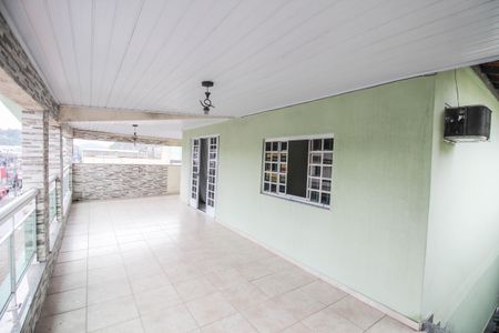 Apartamento para alugar com 170m², 2 quartos e sem vaga Apartamento para alugar com 170m², 2 quartos e sem vagaVaranda