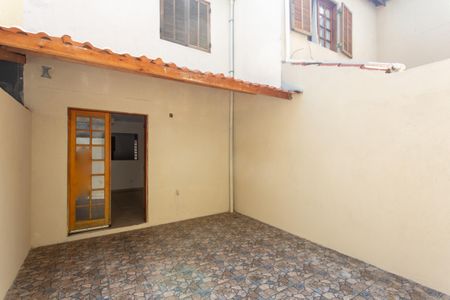 Casa de condomínio à venda com 130m², 3 quartos e 2 vagas Casa de condomínio à venda com 130m², 3 quartos e 2 vagasQuintal