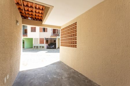 Casa de condomínio à venda com 130m², 3 quartos e 2 vagas Casa de condomínio à venda com 130m², 3 quartos e 2 vagasGaragem
