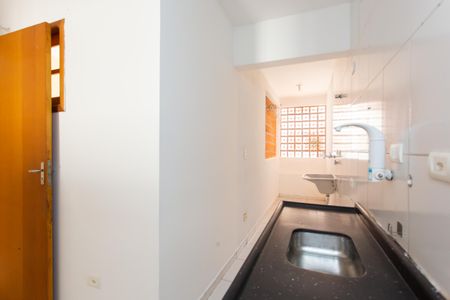 Casa de condomínio à venda com 130m², 3 quartos e 2 vagas Casa de condomínio à venda com 130m², 3 quartos e 2 vagasCozinha