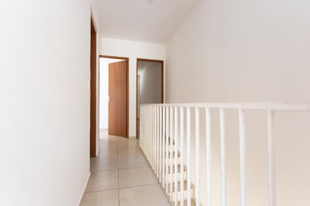 Casa de condomínio à venda com 130m², 3 quartos e 2 vagas Casa de condomínio à venda com 130m², 3 quartos e 2 vagasCorredor