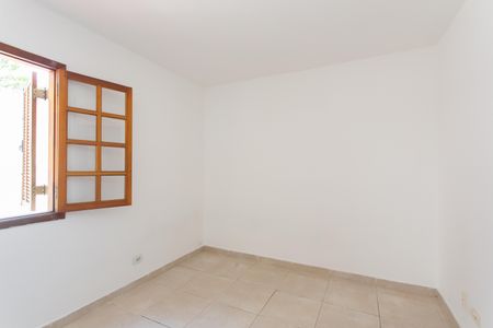 Casa de condomínio à venda com 130m², 3 quartos e 2 vagas Casa de condomínio à venda com 130m², 3 quartos e 2 vagasSuíte