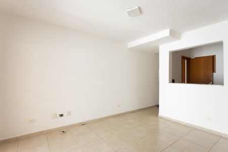 Casa de condomínio à venda com 130m², 3 quartos e 2 vagas Casa de condomínio à venda com 130m², 3 quartos e 2 vagasSala