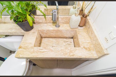 Apartamento para alugar com 43m², 2 quartos e sem vagaDetalhe - Banheiro