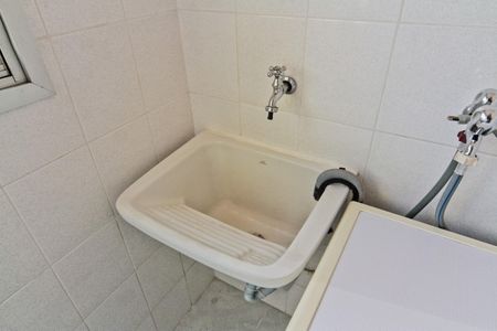 Apartamento à venda com 57m², 2 quartos e 1 vagaÁrea de Serviço