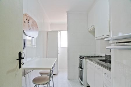 Apartamento à venda com 57m², 2 quartos e 1 vagaCozinha