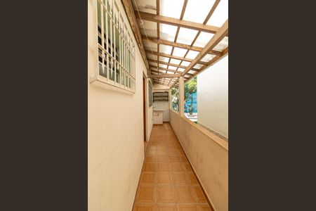 Casa para alugar com 80m², 2 quartos e 1 vagaÁrea de Serviço