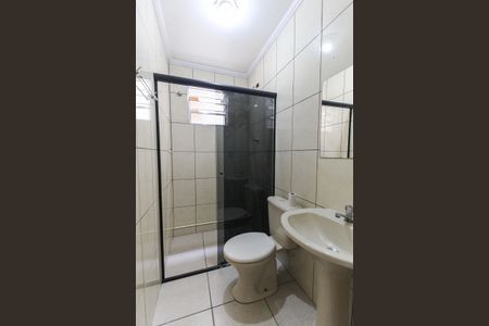 Banheiro de casa para alugar com 2 quartos, 55m² em Colônia (zona Leste), São Paulo