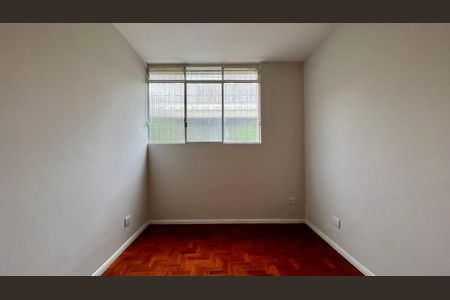 Apartamento para alugar com 155m², 3 quartos e 1 vaga Apartamento para alugar com 155m², 3 quartos e 1 vagaquarto