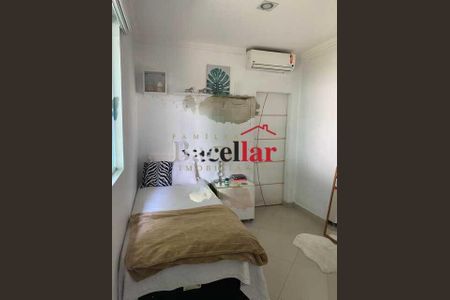 Casa à venda com 285m², 3 quartos e 5 vagas