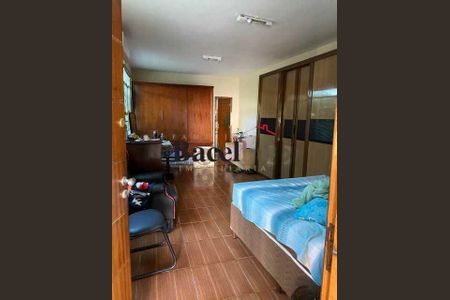 Casa à venda com 285m², 3 quartos e 5 vagas