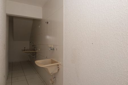 Casa de condomínio à venda com 130m², 3 quartos e 1 vagaÁrea de Serviço