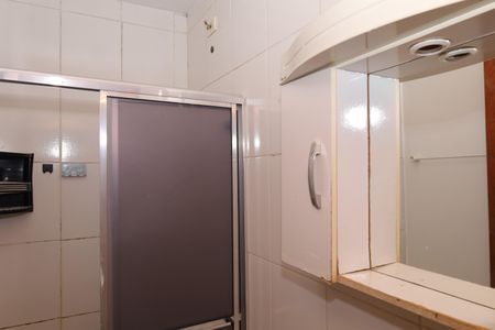 Casa de condomínio à venda com 130m², 3 quartos e 1 vagaBanheiro 2