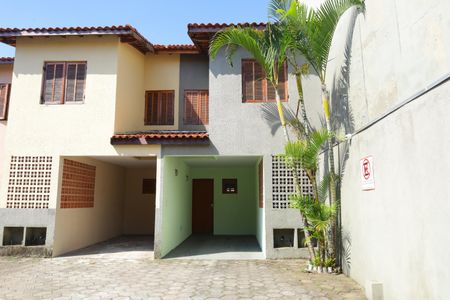 Casa de condomínio à venda com 130m², 3 quartos e 1 vagaFachada do imóvel