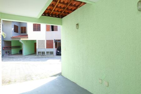 Casa de condomínio à venda com 130m², 3 quartos e 1 vagaGaragem