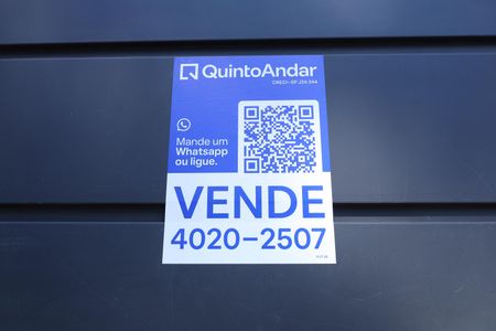 Casa de condomínio à venda com 130m², 3 quartos e 1 vagaPlaca instala no portão do condomínio - Código da placa IYJT-50