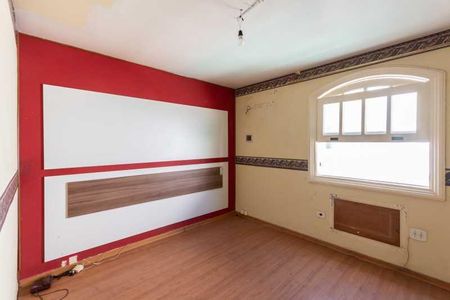 Casa à venda com 420m², 6 quartos e 7 vagas