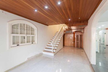 Casa à venda com 420m², 6 quartos e 7 vagas