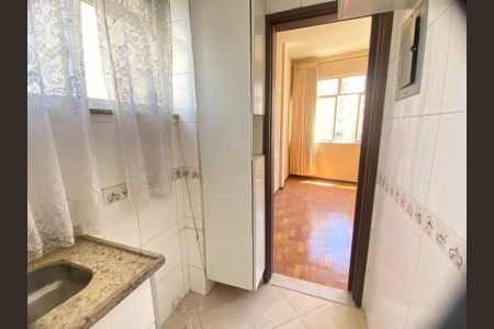 Apartamento à venda com 42m², 1 quarto e 1 vaga