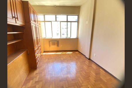 Apartamento à venda com 42m², 1 quarto e 1 vaga