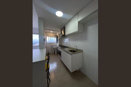 Cozinha  de apartamento para alugar com 2 quartos, 49m² em Humaitá, Porto Alegre