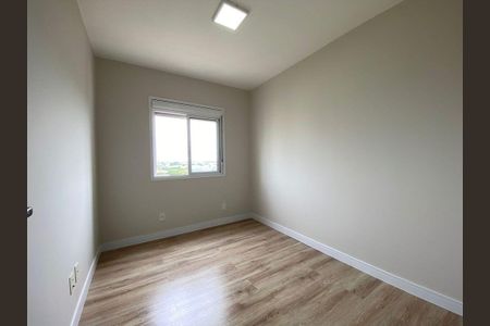 Quarto 2 de apartamento para alugar com 2 quartos, 49m² em Humaitá, Porto Alegre