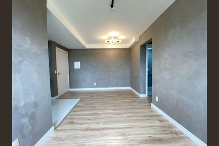 Sala  de apartamento para alugar com 2 quartos, 49m² em Humaitá, Porto Alegre