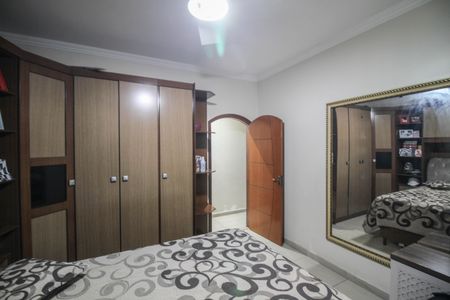 Casa para alugar com 105m², 2 quartos e 2 vagas Casa para alugar com 105m², 2 quartos e 2 vagasQuarto 1