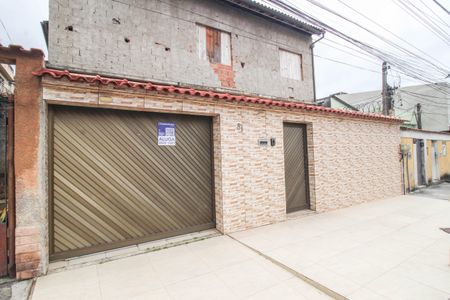 Casa para alugar com 105m², 2 quartos e 2 vagas Casa para alugar com 105m², 2 quartos e 2 vagasFachada