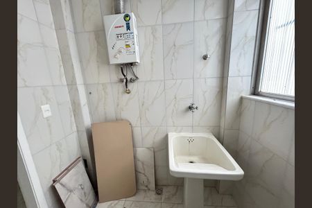 Apartamento para alugar com 72m², 2 quartos e 1 vagaÁrea de Serviço