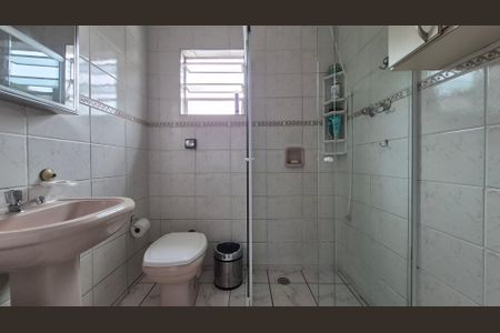 Casa à venda com 114m², 2 quartos e 1 vagaBanheiro