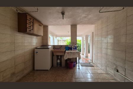 Casa à venda com 114m², 2 quartos e 1 vagaArea de serviço