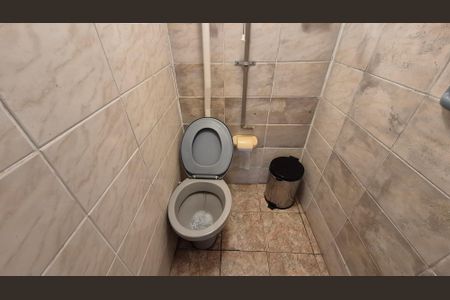 Casa à venda com 114m², 2 quartos e 1 vagaBanheiro