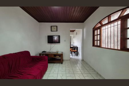 Casa à venda com 114m², 2 quartos e 1 vagaSala